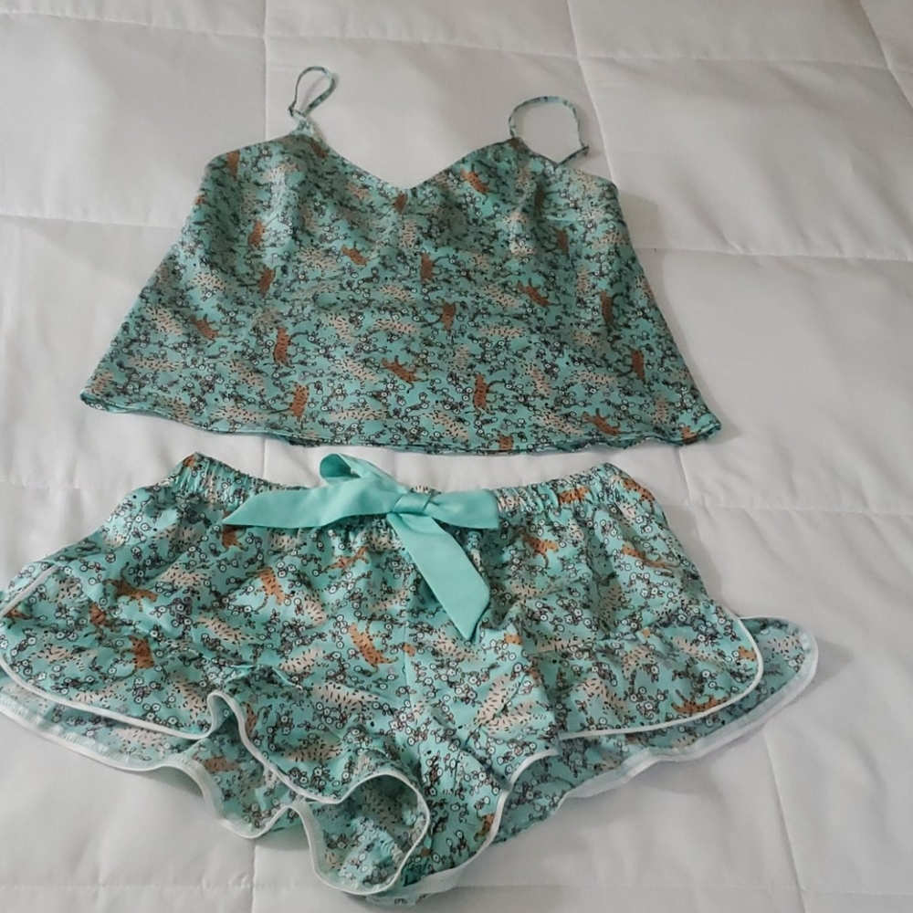 Victoria's Secret pjs
